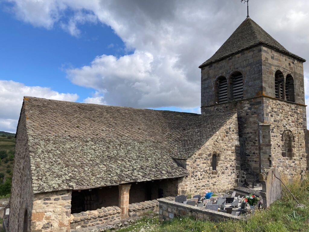 Hidden Auvergne: The Chastel burial complex
